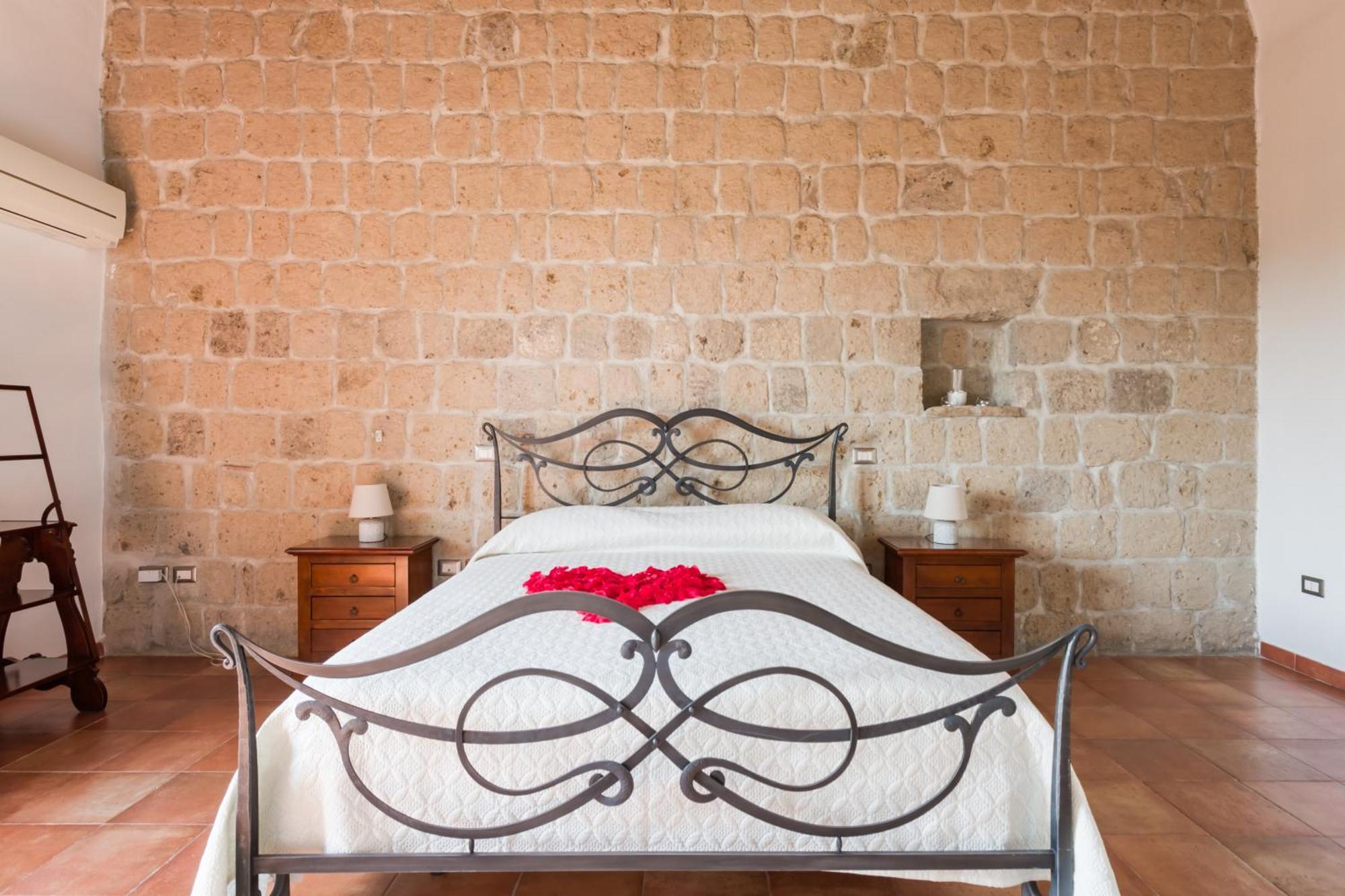 Masseria A Quaranta - Rooms & Events San Marco Evangelista Екстер'єр фото